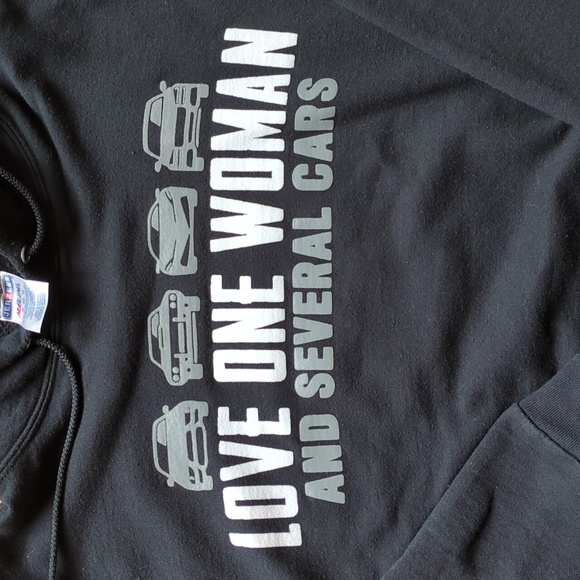 Hoodie "Love One Woman and Several Cars" XL Mens Sweatshirt Funny Mechanic - Picture 2 of 5